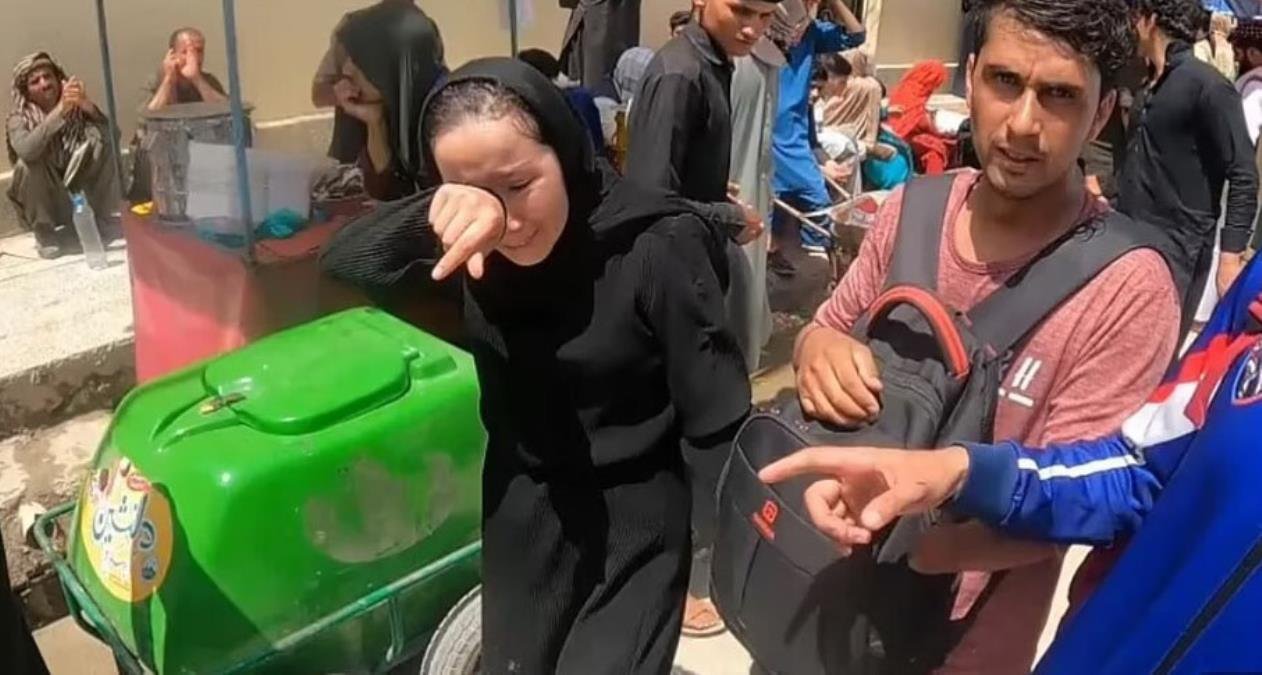 Zaika yıkılan hayaline ağlıyor! 23 yaşındaki genç kız, Paralimpik Oyunları’nda Afganistan’ı temsil eden ilk kadın olacaktı