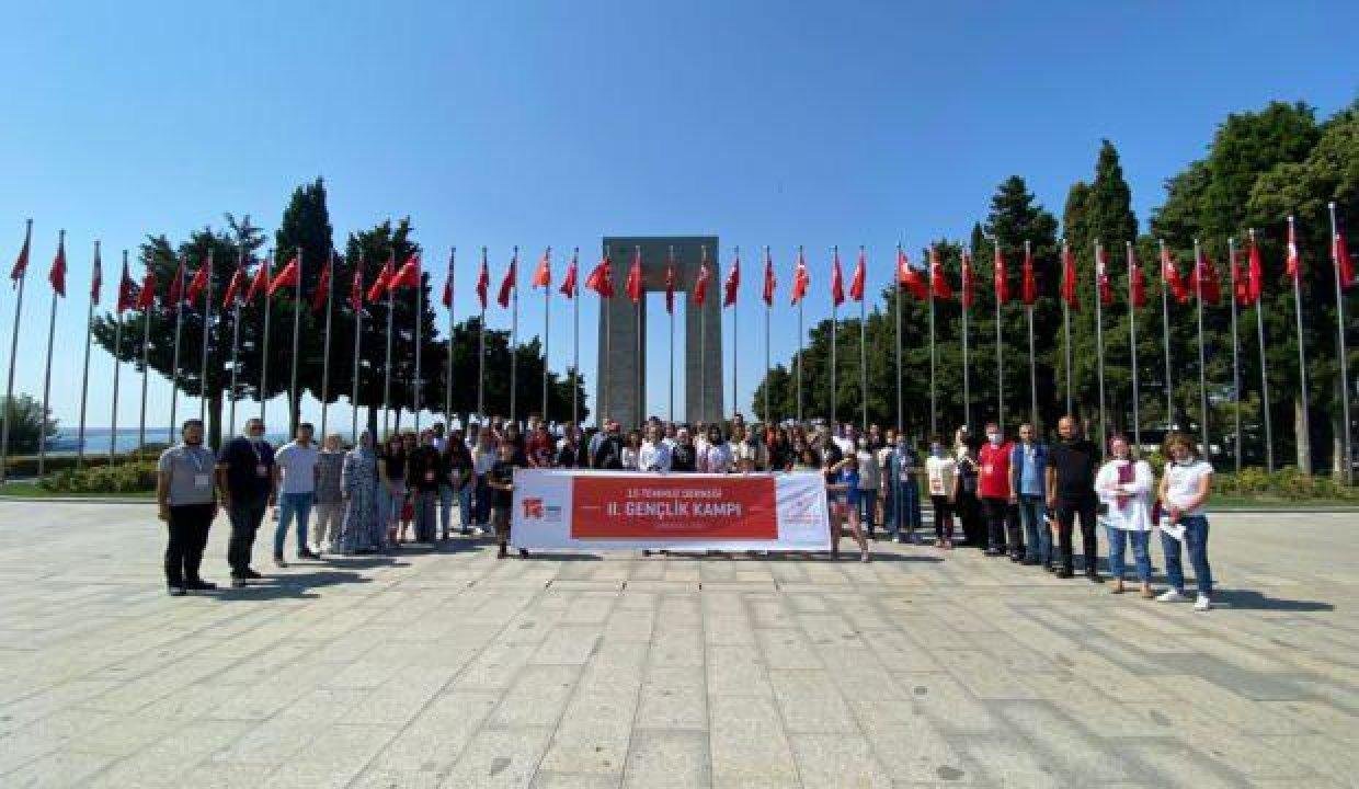 15 Temmuz şehitleri yakını olan  gençler Çanakkale’deydi