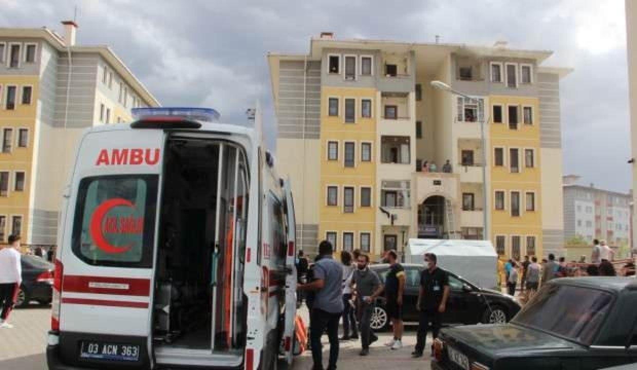 Afyonkarahisar’da yangın paniği! Hastaneye kaldırıldılar