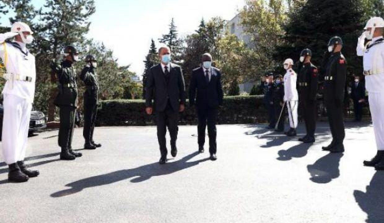 Bakan Akar, Nijer Savunma Bakanı ile görüştü