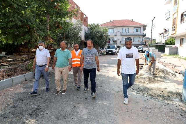 Başkan Söğüt, “Şehrin altını da üstünü de yeniliyoruz”
