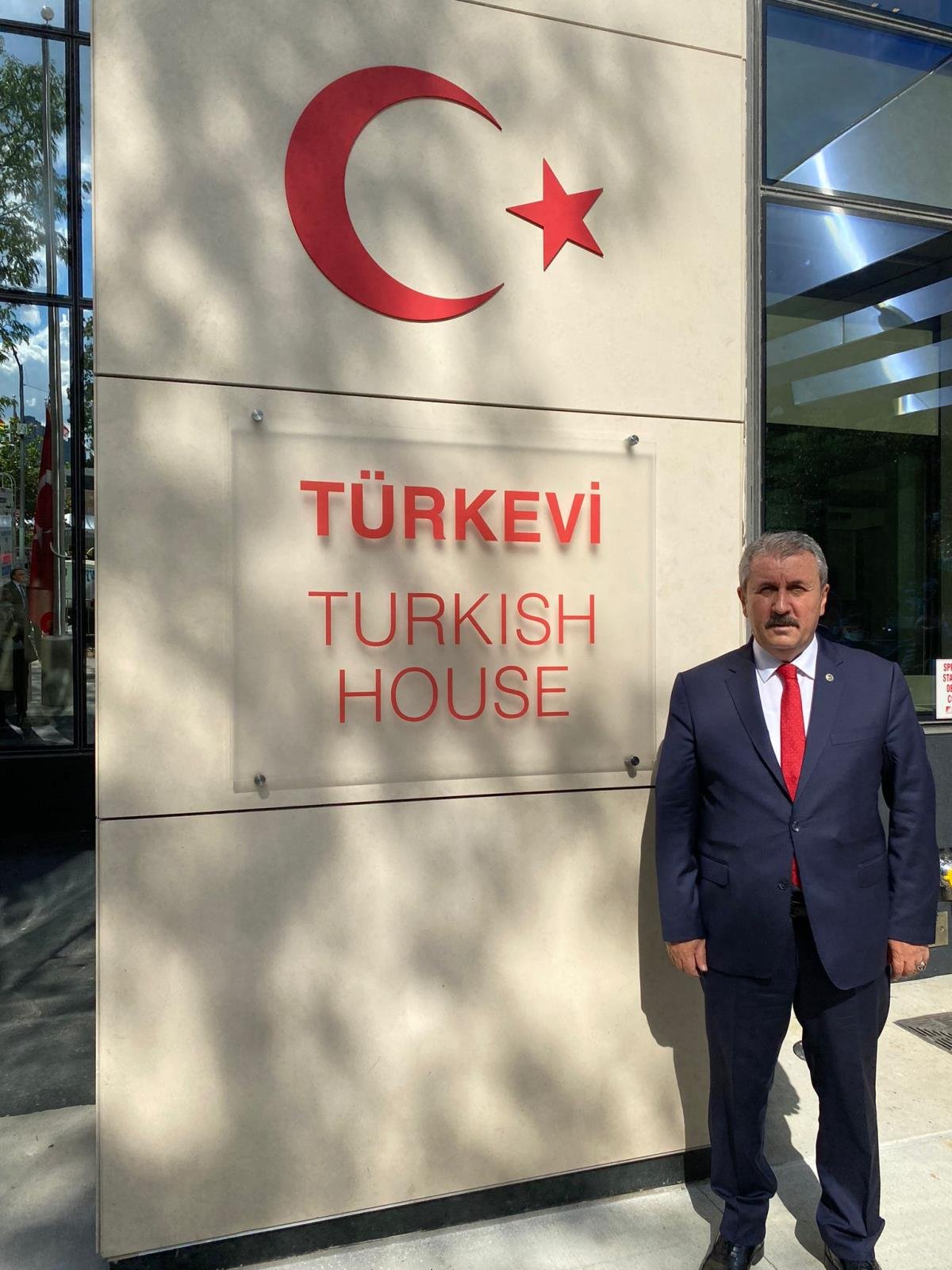 BBP Genel Lideri Destici’den, New York’ta açılışı yapılan Türkevi binasına ait açıklama Açıklaması
