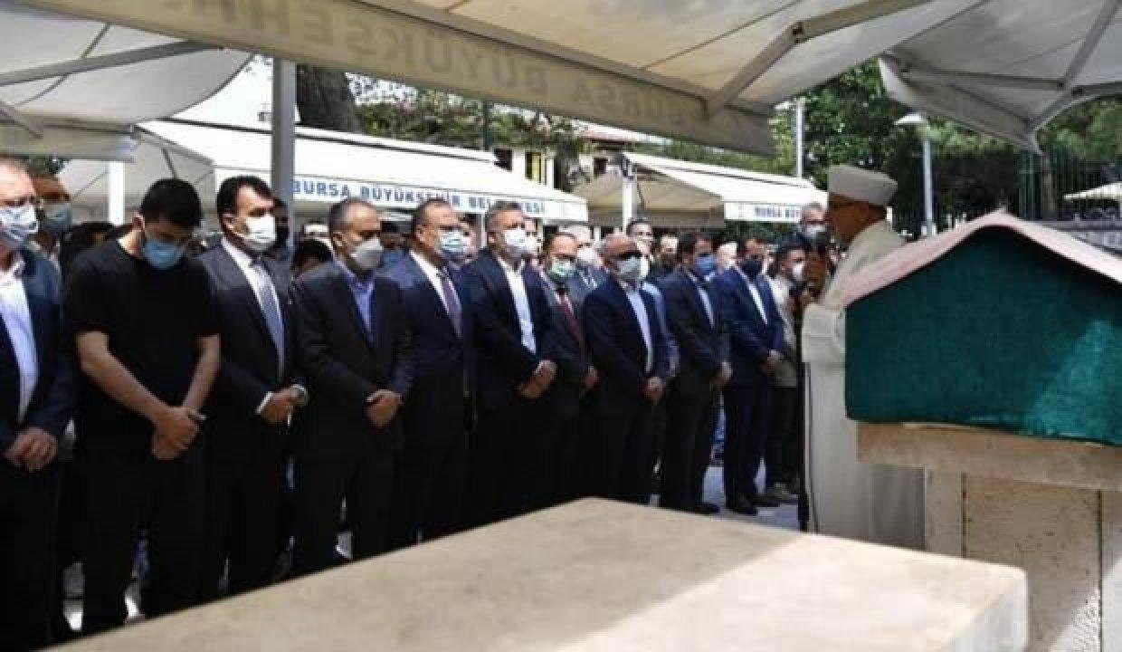 Bursa Büyükşehir Belediye Başkanı Alinur Aktaş’ın acı günü