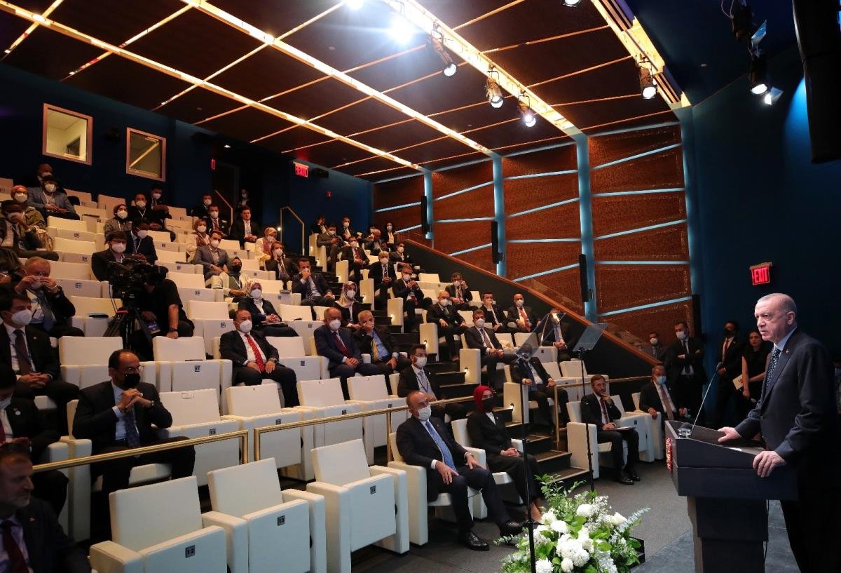 Cumhurbaşkanı Erdoğan: “İster DEAŞ, ister PKK, ister FETÖ olsun, bizim terör örgütlerine kaptıracak tek bir gencimiz, tek bir evladımız yoktur”