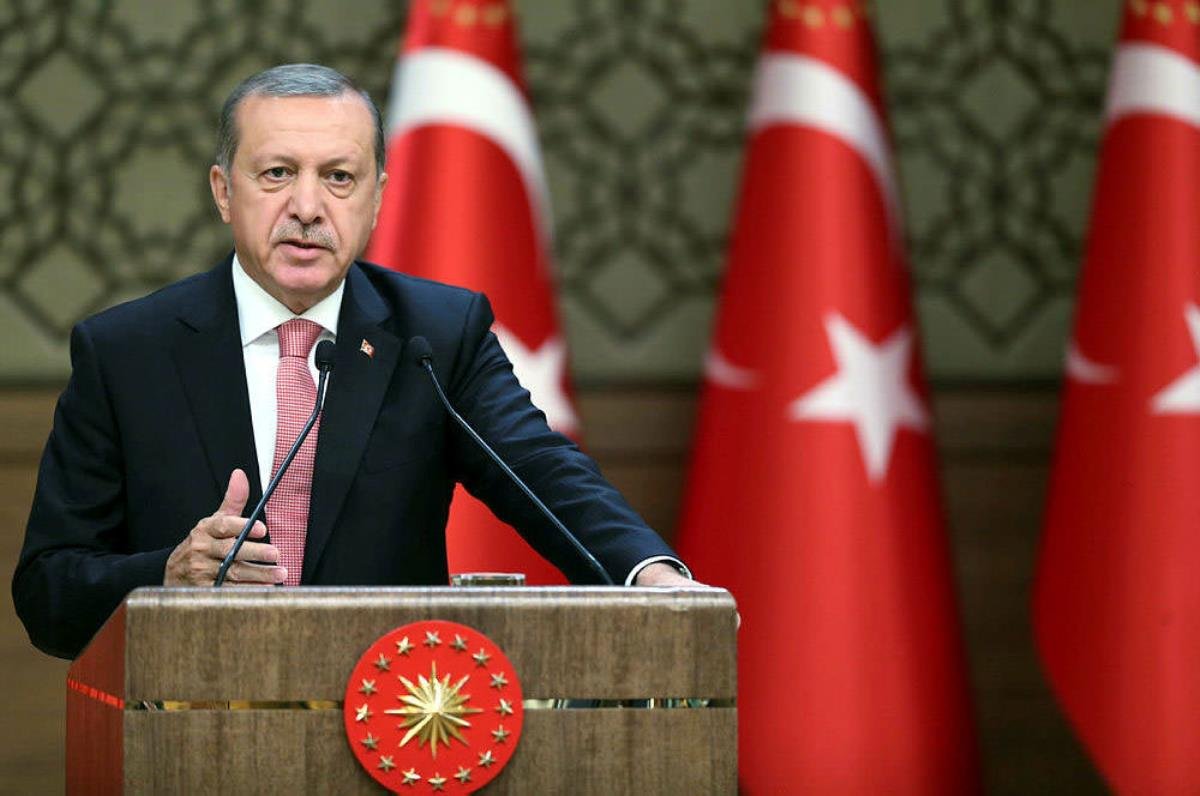 Cumhurbaşkanı Erdoğan’dan öğrenci yurdu tenkitlerine infografikli karşılık