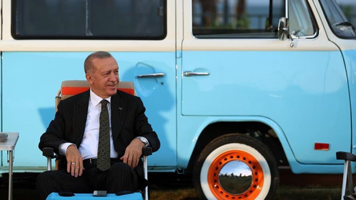 Cumhurbaşkanı Erdoğan’ı güldüren Emine Erdoğan sorusu: O akşam havalar pek uygundu