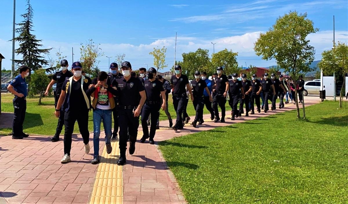 Dünya evine girmeyi hayal ederken cezaevine girdi