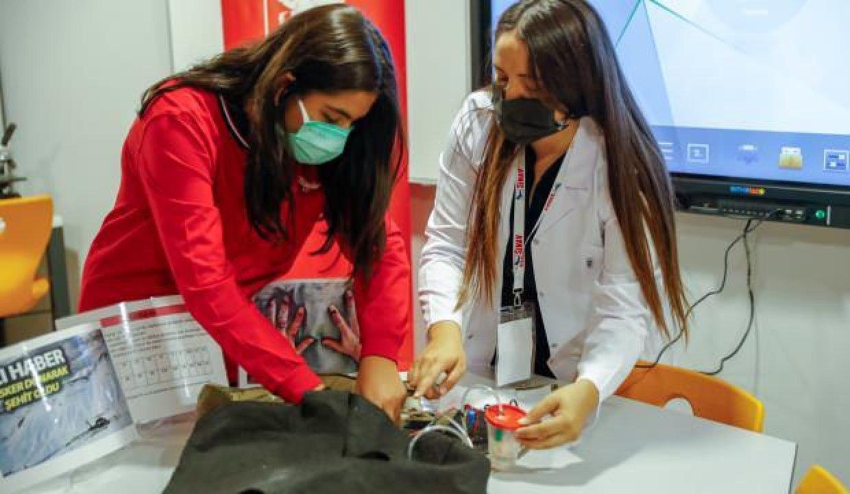 Haberleri görüp tasarladı: Asker ve dağcıların hayatını kurtaracak