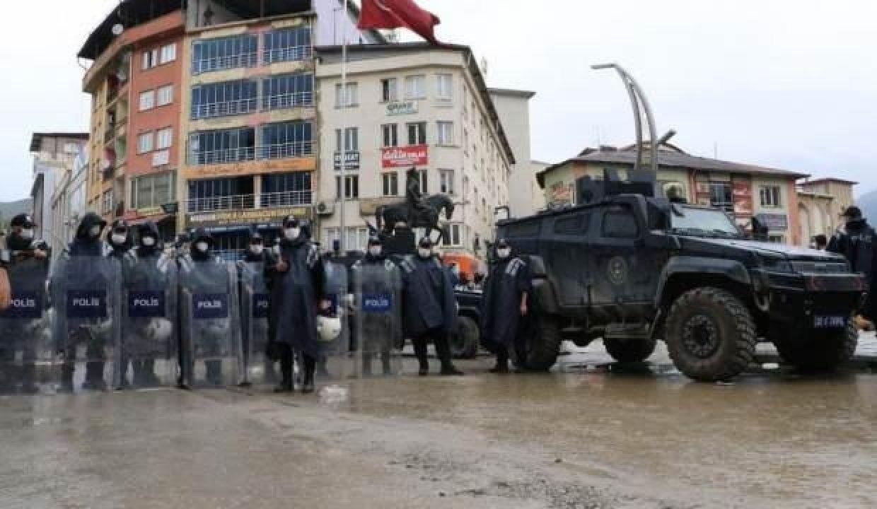 Hakkari’de şov ve yürüyüşlere süreksiz yasak