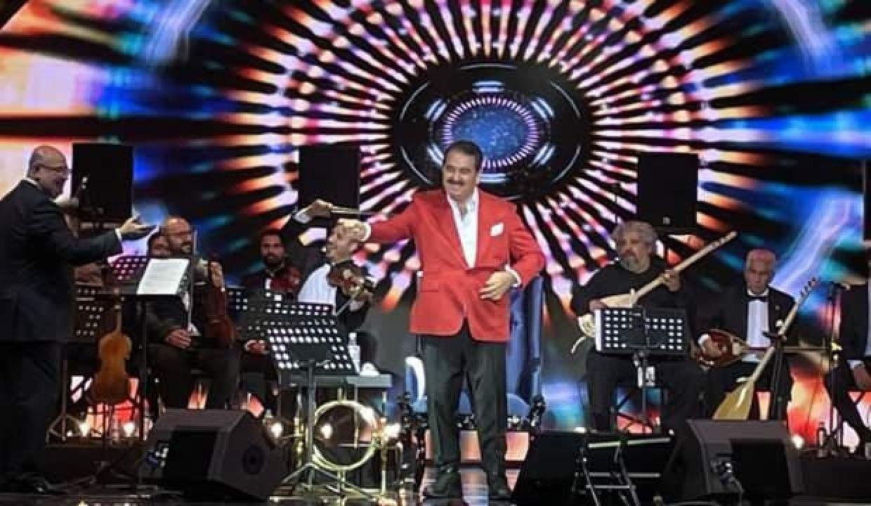 İbrahim Tatlıses, 12 yıl ortadan sonra konser verdi