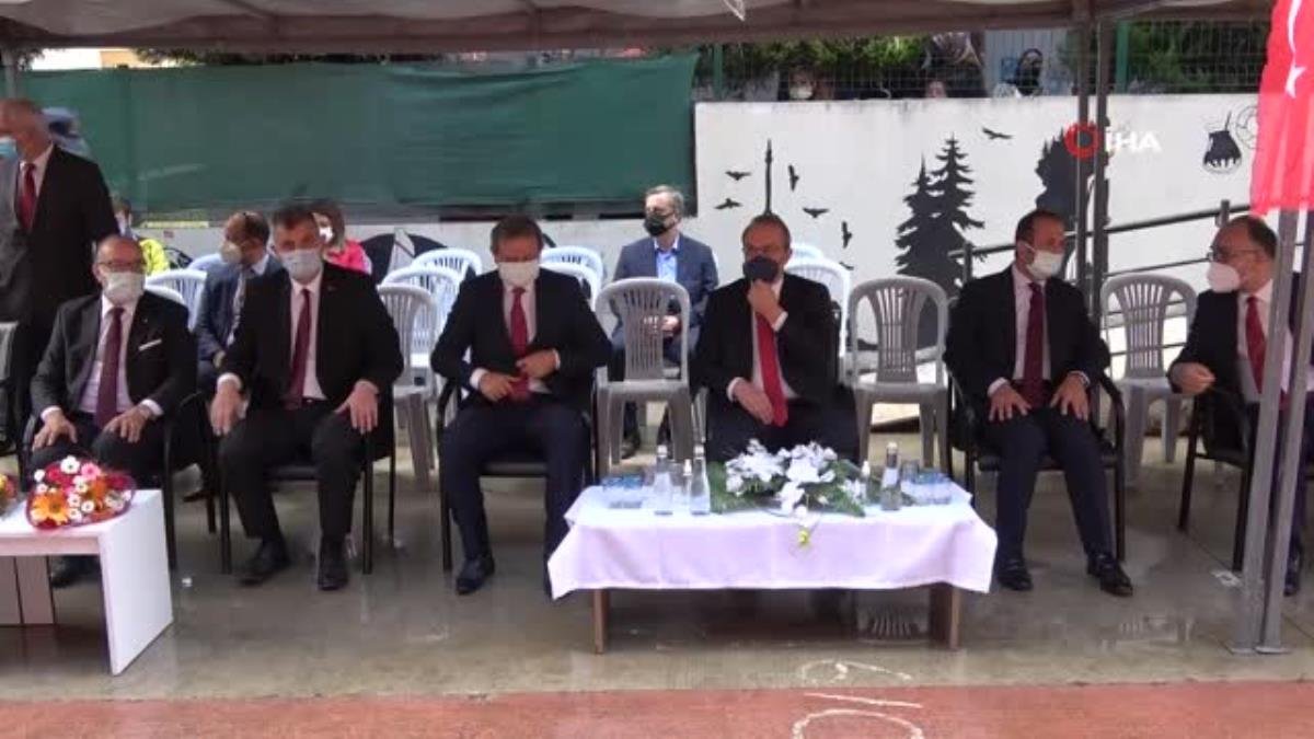 İlk ders zilini çalan Vali Yavuz’dan aşı olmayanlara uyarı