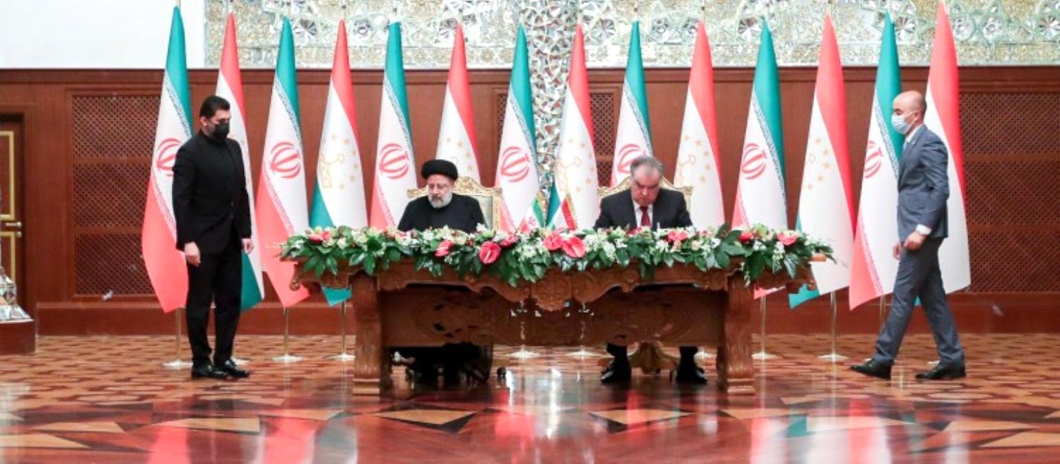 İran ile Tacikistan ortasında iş birliği muahedeleri imzalandı