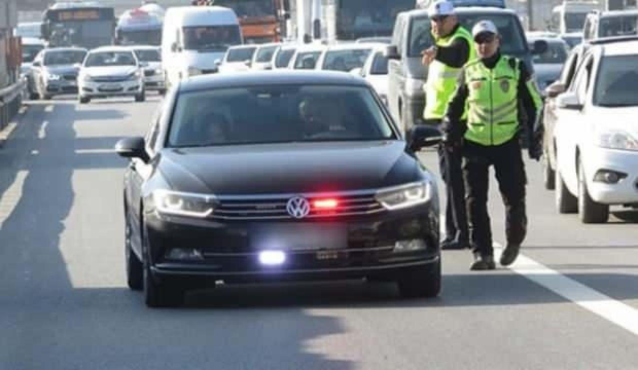 İstanbul’da 9 ayda 1753 şoföre “çakarlı araç” cezası