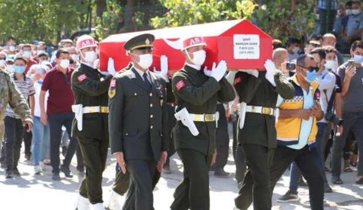 Kahramanmaraş şehidini uğurladı