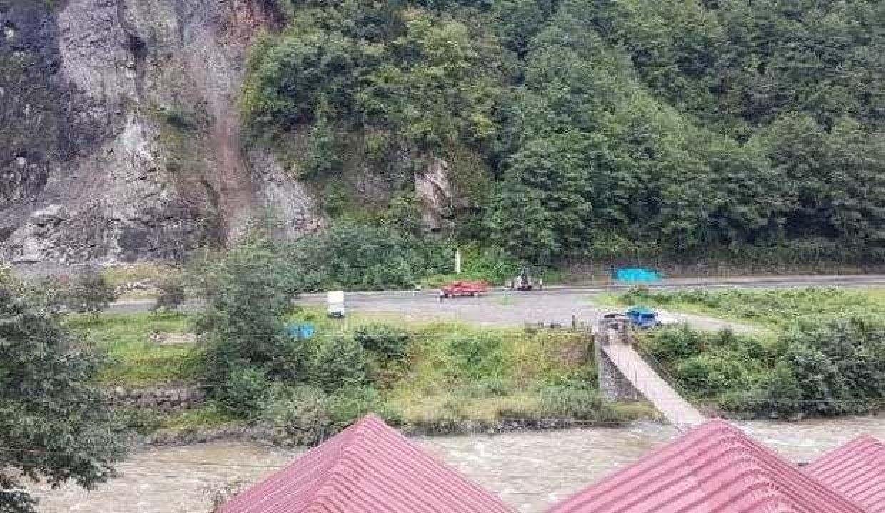 Karadeniz’de sağanak! Trabzon’da ırmak taştı, Rize’de heyelan meydana geldi