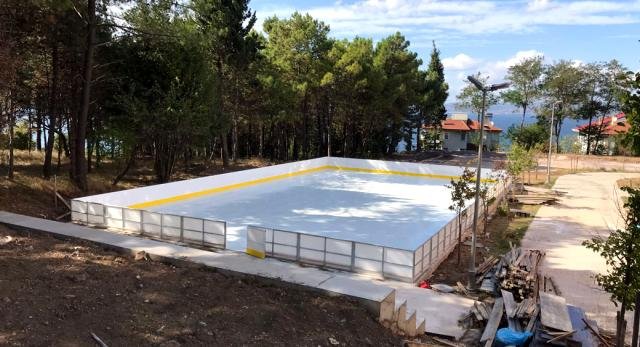 Kocaeli’nin ilk sentetik buz pisti Karamürsel’de