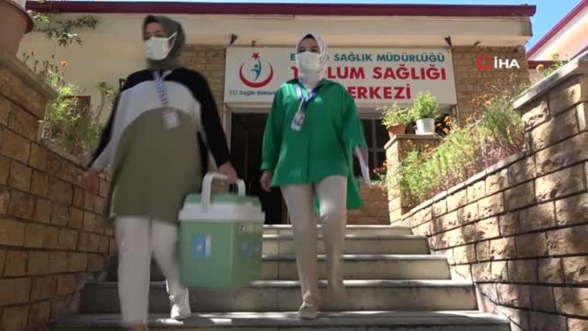 Köy köy gezip aşılama yapıyor