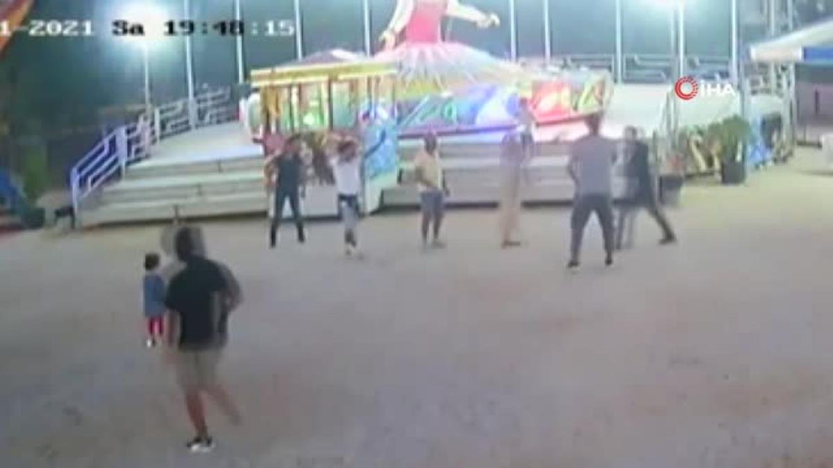 Lunaparkta balerine binme kavgası kamerada
