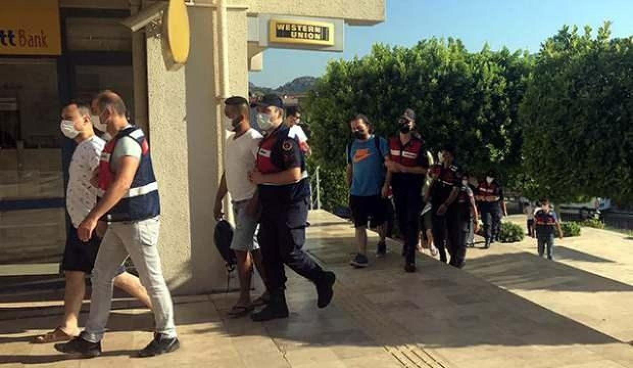Marmaris’te meslekten ihraç FETÖ üyesi 8 eski polis tutuklandı