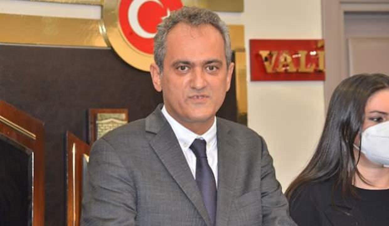 Milli Eğitim Bakan Özer: Kapatılan okulumuz yok