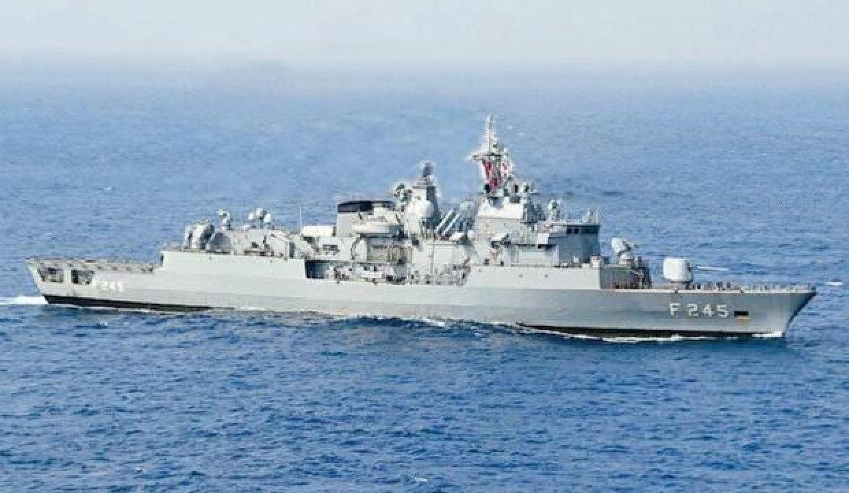 Oruç Reis Yunanistan’ın Mavi Vatan’a girme teşebbüsünü engelledi