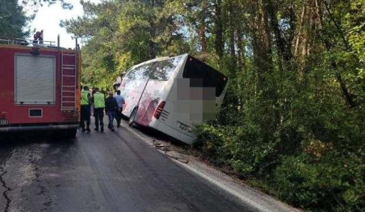 Otobüs uçurumun ucunda! Faciaya ramak kala