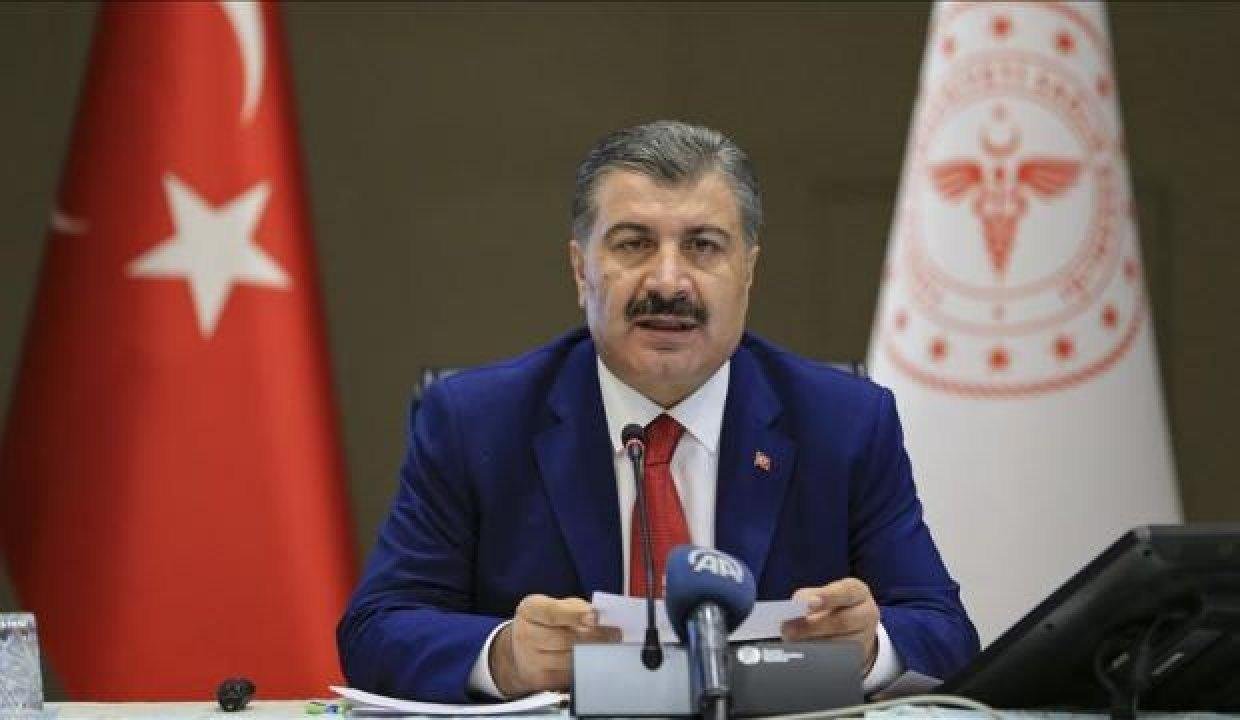 Sağlık Bakanı Koca, Kovid-19 risk haritasında rengi değişen illeri paylaştı