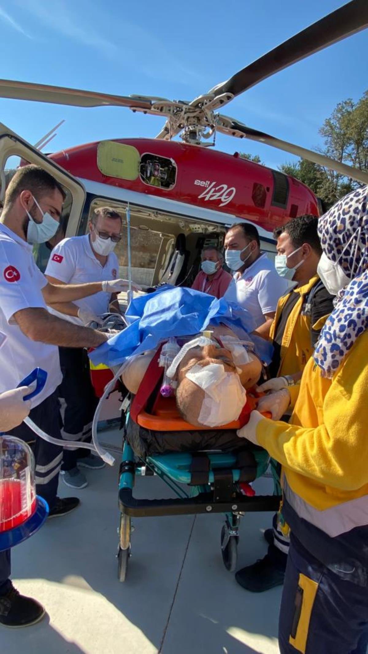 Son dakika haberleri: Bilecik’te ambulans helikopter trafik kazası geçiren kişi için havalandı