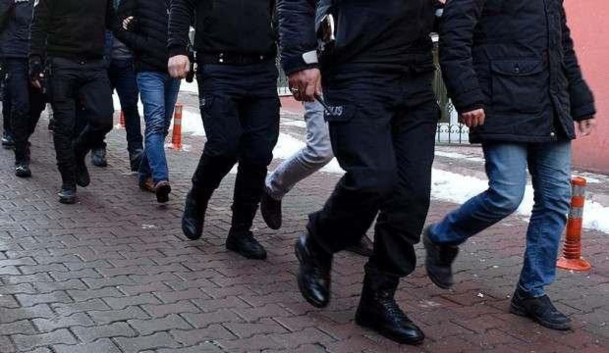 Son Dakika… İzmir’de FETÖ operasyonu: Çok sayıda gözaltı
