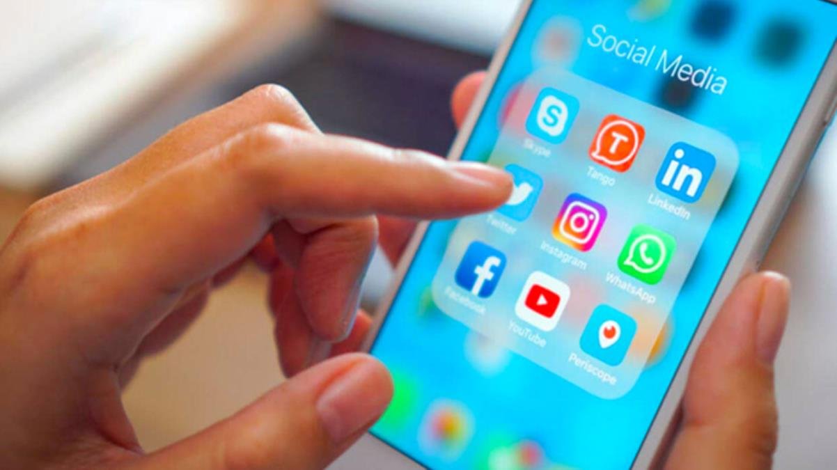 Sosyal medya düzenlemesinde sona gelindi! Yalan haber ya da bilgi paylaşanlara hapis cezası geliyor
