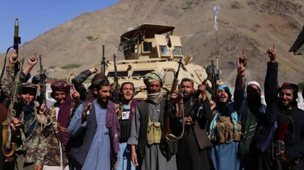 Taliban’ın ele geçirdiği direnişin kalesi Pençşir’den ilk görüntüler geldi