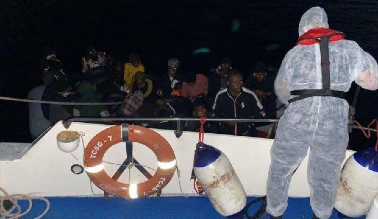 Türk karasurlarına itilen 161 sistemsiz göçmen kurtarıldı