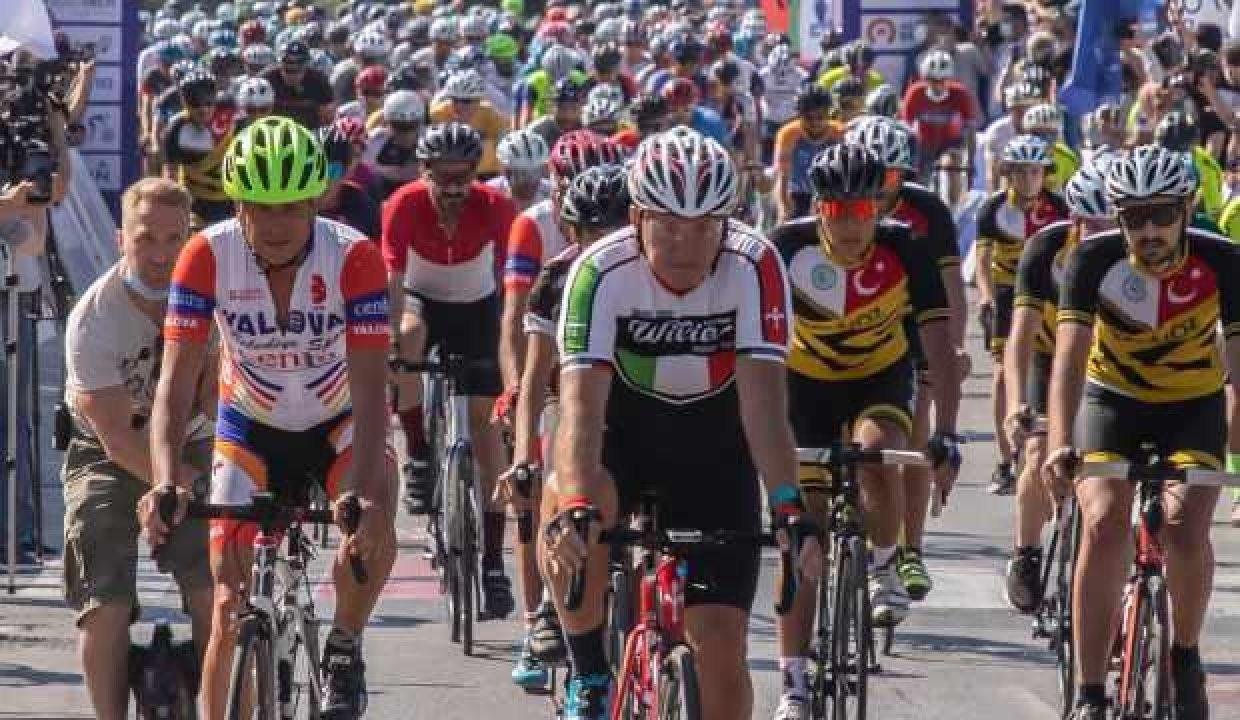 Turkcell GranFondo İzmir’de pedallar yangında zarar gören çocukların eğitimi için dönecek