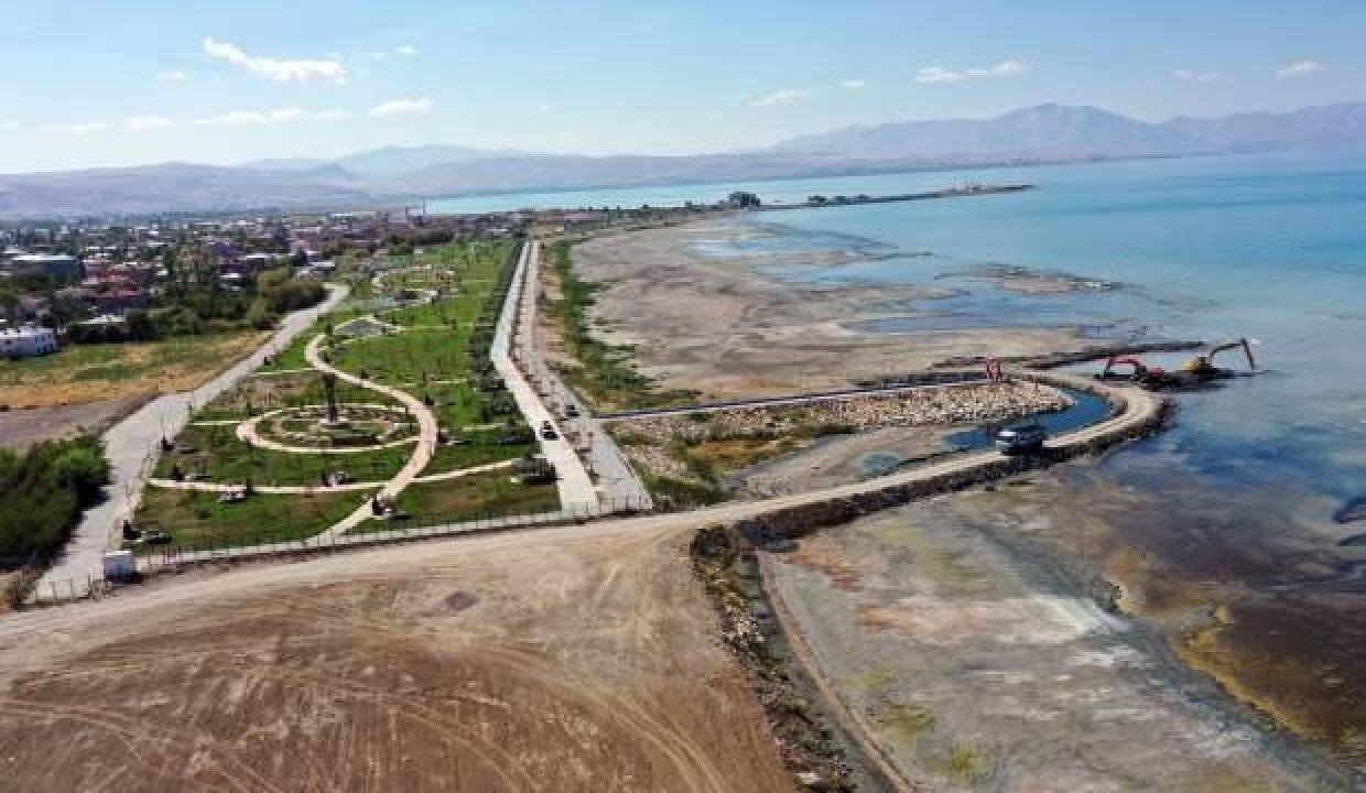 Van Gölü için hayati kıymet taşıyor! 14 bin ton çıkarıldı