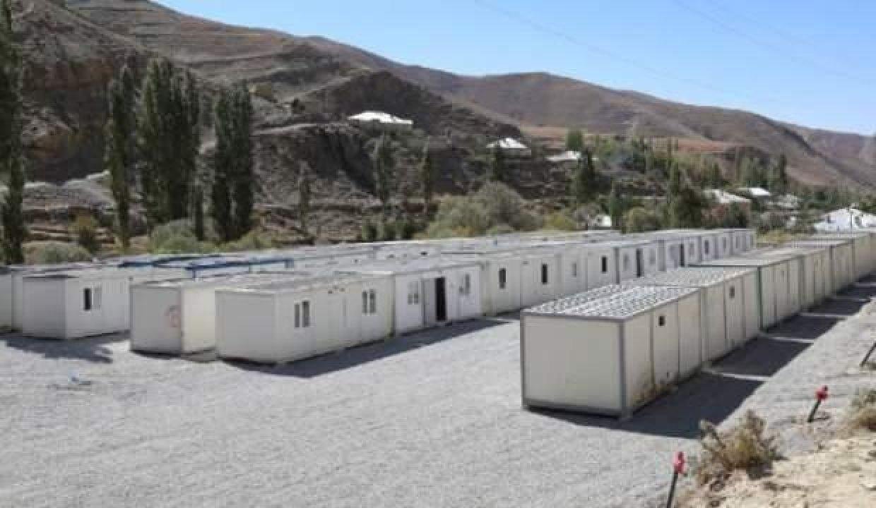 Van’da, selin vurduğu mahalleye konteynerler kuruldu