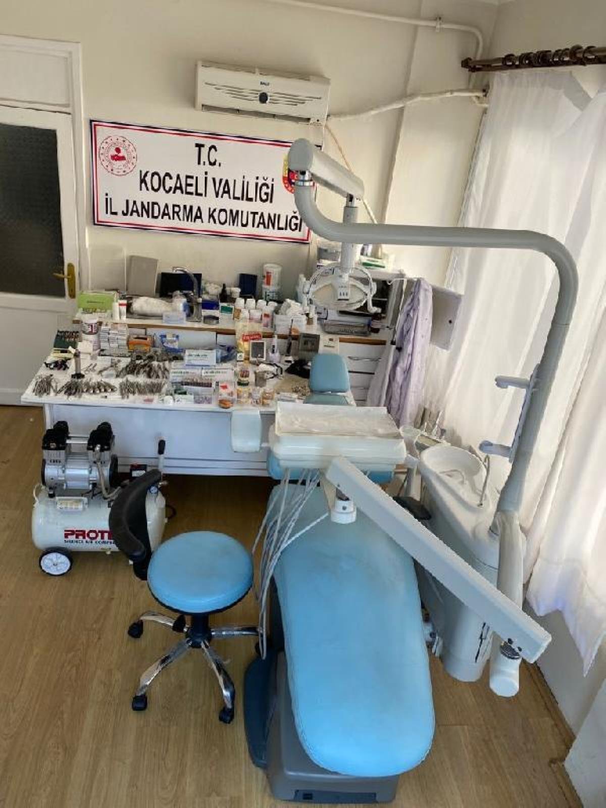Yabancı asıllı düzmece diş tabibi yakalandı