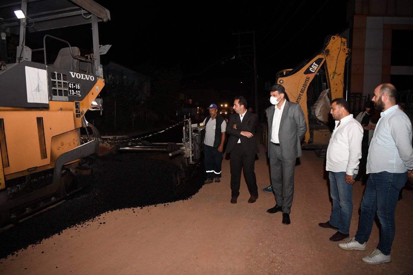 KARTEPE İBRİKDERE MAHALLESİ’NE ASFALT SERİLDİ