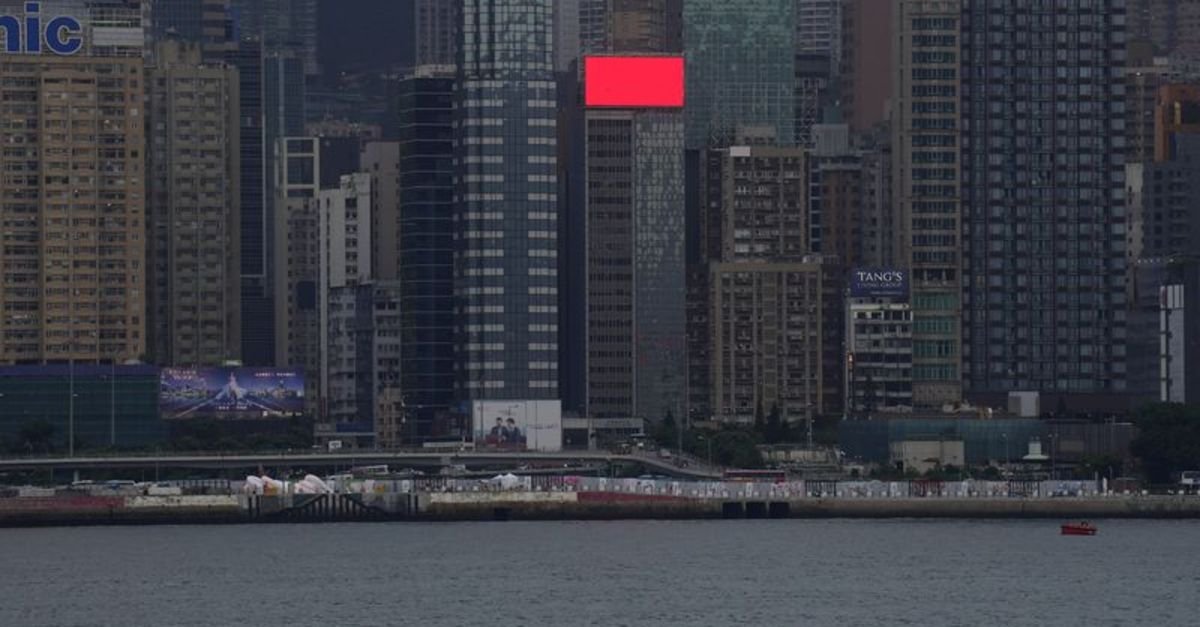 Çin’de 54 trilyon dolarlık dal diken üstünde