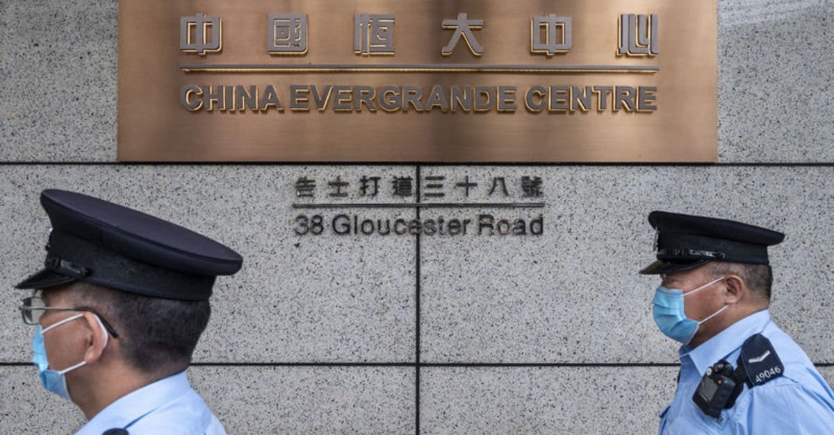 Evergrande iki tahvilde daha ödeme yapamadı