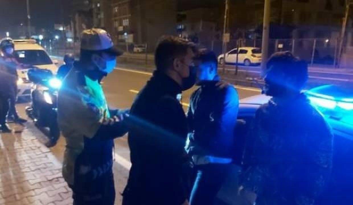 Kaza yapan alkollü arkadaşlarını bu türlü kurtarmak istediler