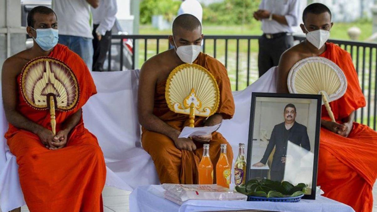 Koronavirüse karşı iksir bulduğunu sav eden ünlü büyücü, Kovid-19 nedeniyle hayatını kaybetti