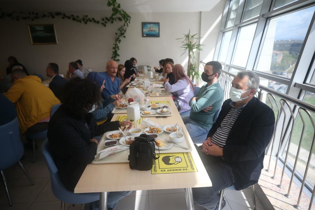 Son dakika haber: Düzce Devlet Hastanesindeki çölyak hastalarına glütensiz yemek hizmeti