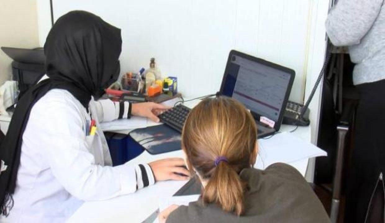 WhatsApp üzerinden PCR testi yapan laboratuvara baskın