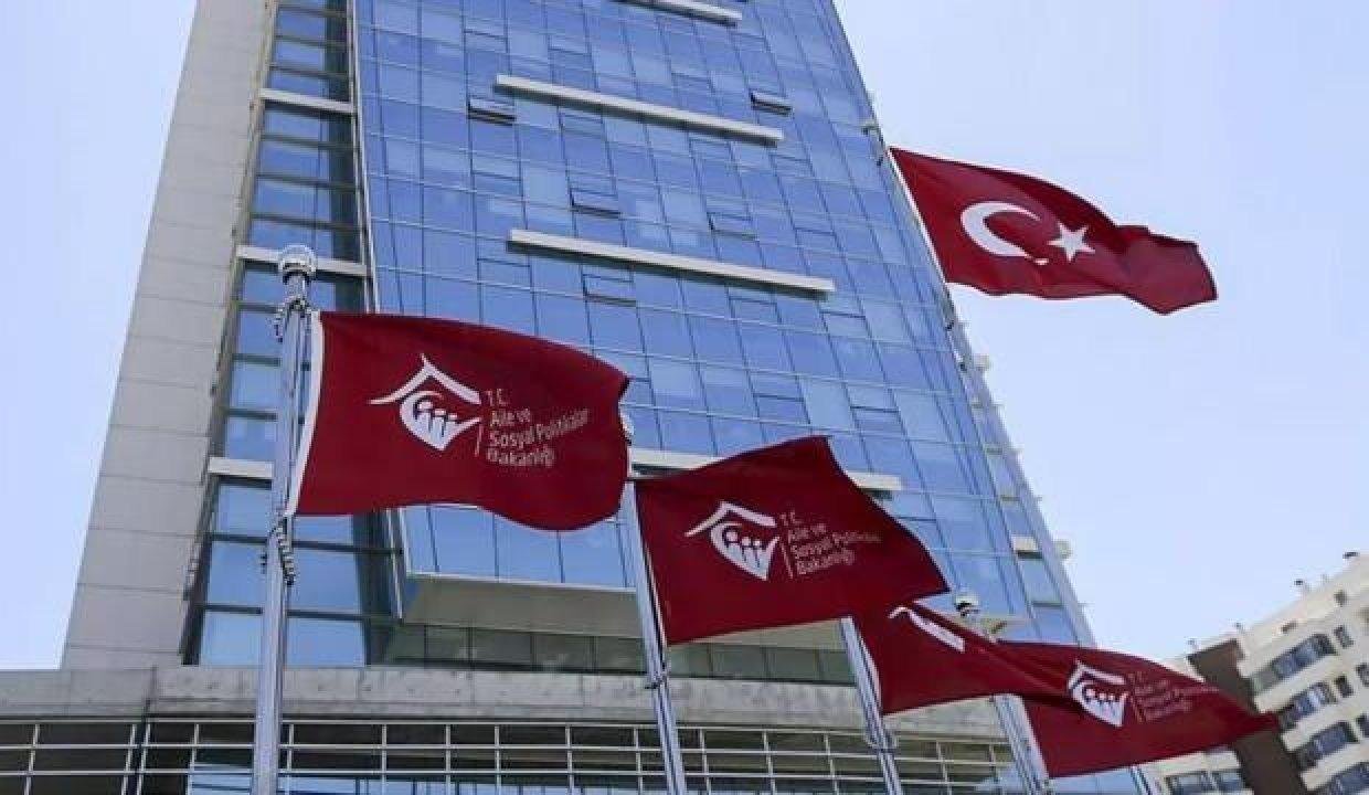 Aile ve Toplumsal Hizmetler Bakanlığına 15 kontratlı bilişim işçisi alınacak