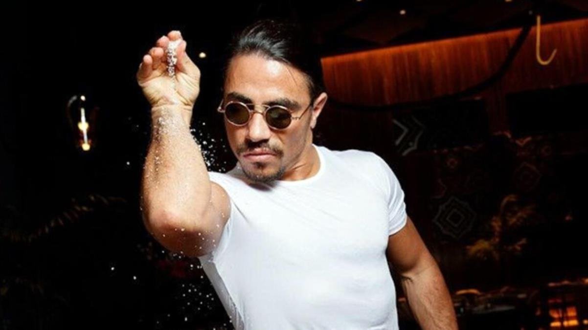 Ailecek yemek 15 bin TL! Nusret’in yeni restoranındaki fiyatlar gündemden düşmek bilmiyor