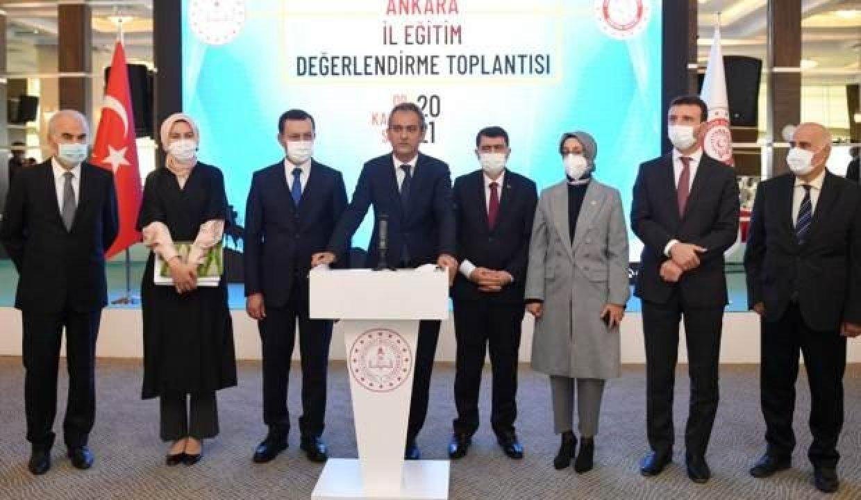 Bakan Özer muştuyu verdi: 2 ay içinde 70 yeni okul yapılacak