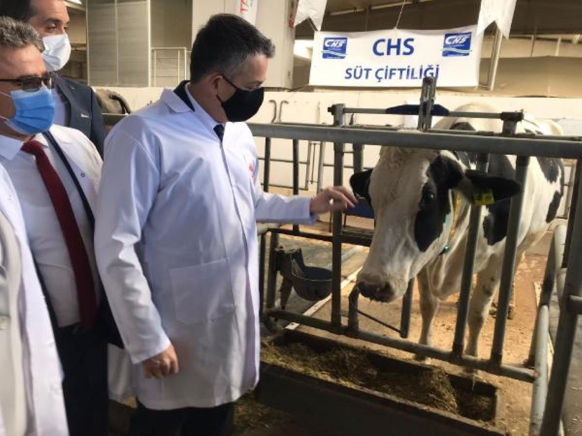 BAKAN PAKDEMİRLİ, ‘ELEKTRONİK HAYVAN TAKİP SİSTEMİ’Nİ TANITTI