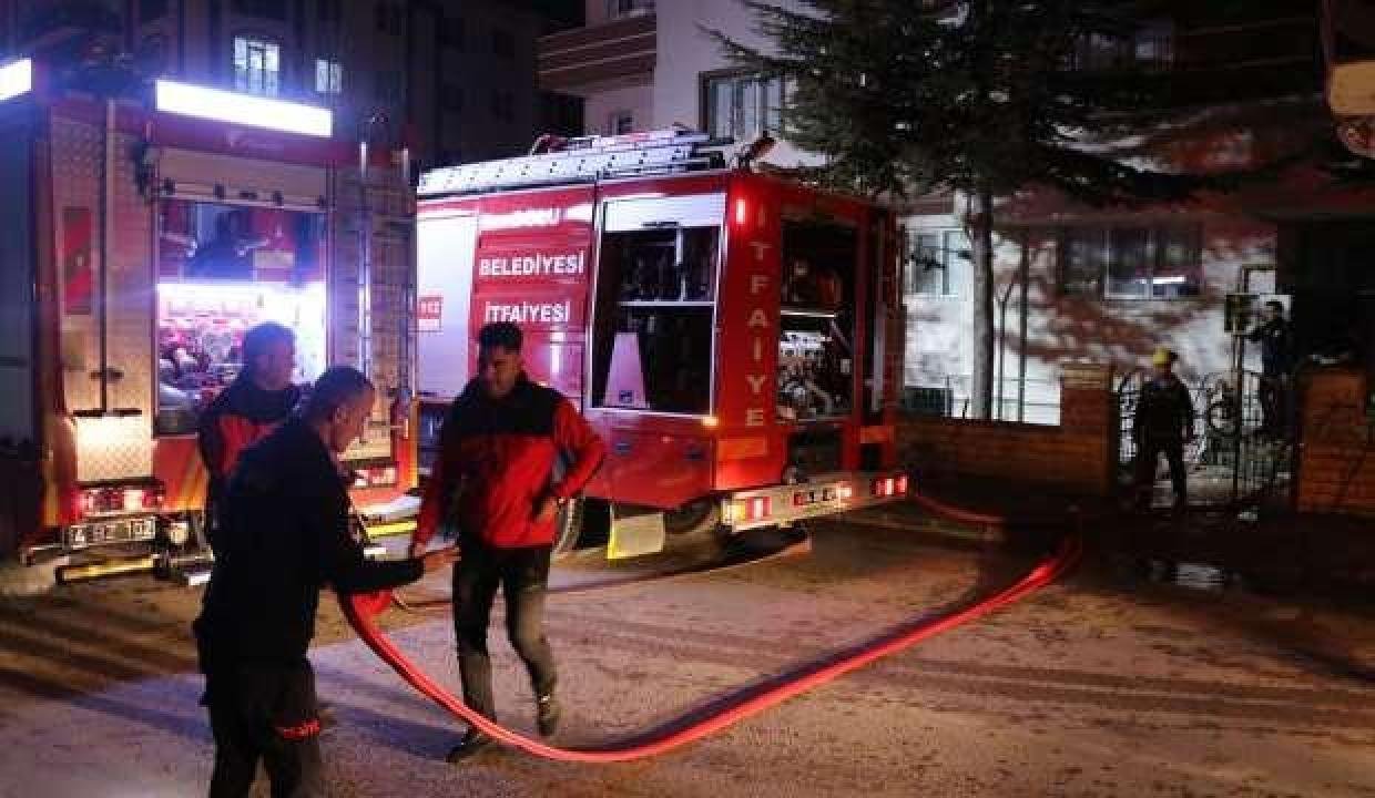 Bolu’da yangın çıkan depoda kolları kesik bir kişi bulundu