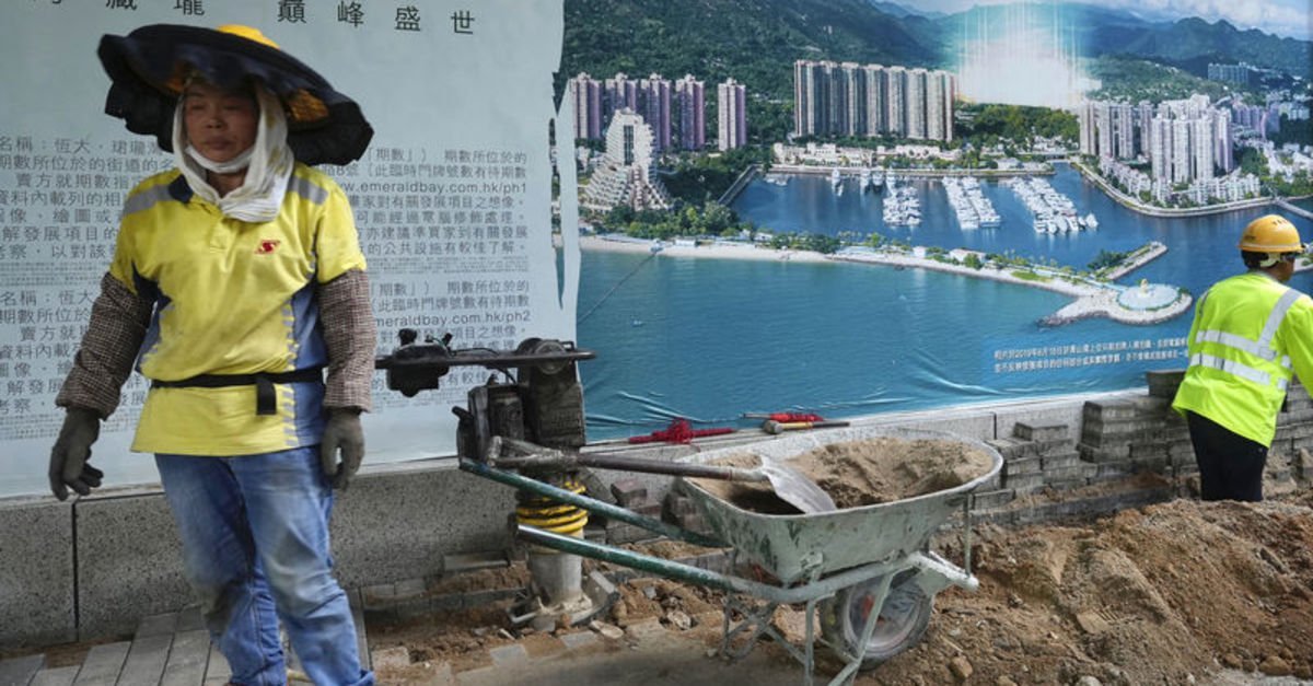 Borçlu Çinli emlak şirketlerini güçlü bir ay bekliyor