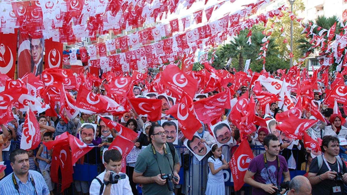 Büyük Birlik Partisi’nde anlaşmazlık! Yeni parti kuruyorlar, ismi Ulusal Yol Partisi olacak